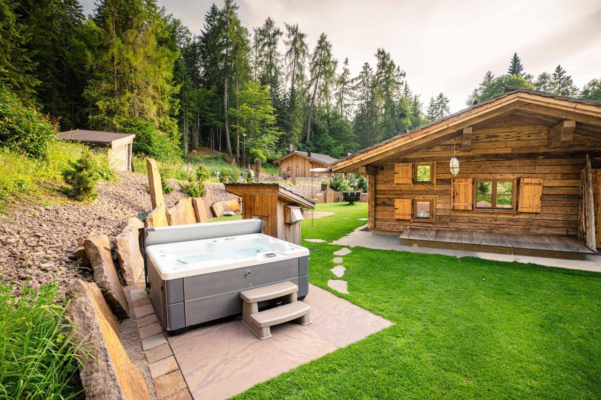 La Mendola Alm Chalet Villa Exterior photo